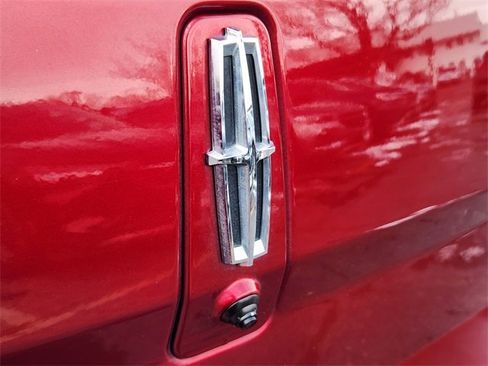 Used 2014 Lincoln MKX AWD w/ Equipment Group 102A image 11