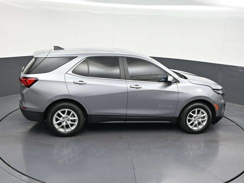 Used 2024 Chevrolet Equinox LT FWD image 20