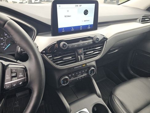 Used 2022 Ford Escape SEL image 31