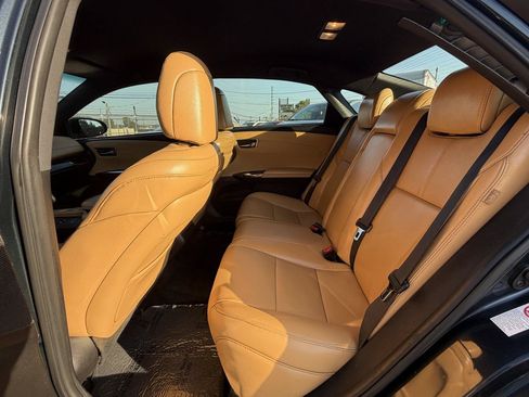 Used 2018 Toyota Avalon XLE FWD image 13
