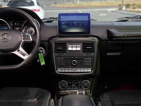 Used 2017 Mercedes-Benz G 63 AMG 4MATIC image 32