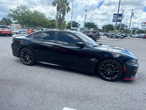 Used 2022 Dodge Charger Scat Pack w/ Plus Group RWD image 7