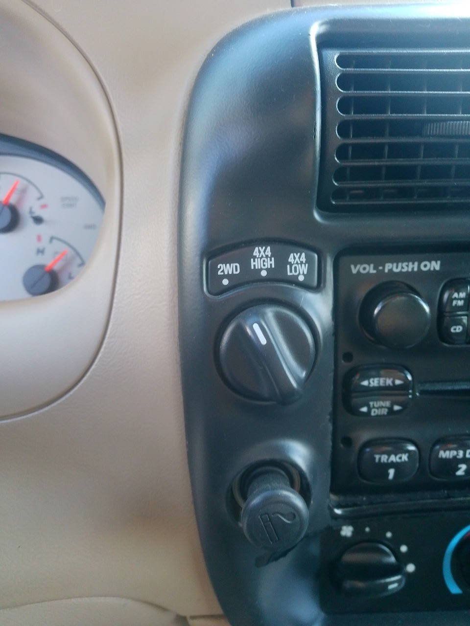 Used 2003 Ford Ranger FX4 AWD/4WD image 19