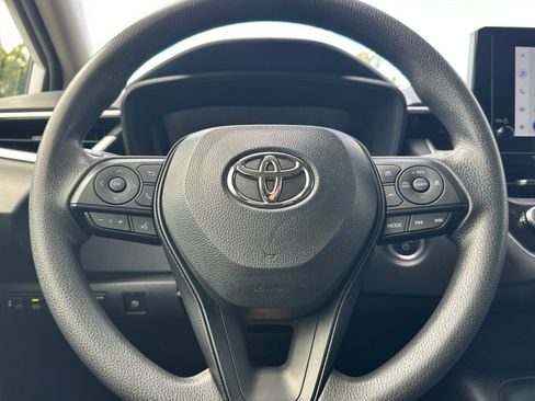 Used 2024 Toyota Corolla LE w/ LE Convenience Package FWD image 22