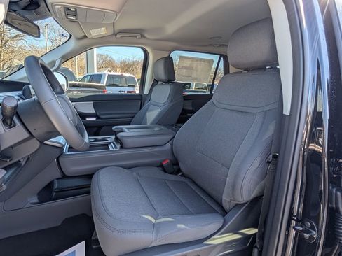 Used 2026 Ford Expedition Max Active RWD image 26