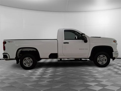 Used 2025 Chevrolet Silverado 2500 W/T w/ WT Convenience Package image 2
