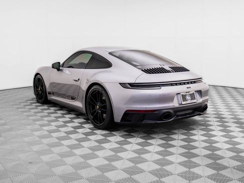 Certified 2024 Porsche 911 Carrera GTS image 3