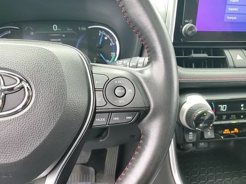 Used 2023 Toyota RAV4 SE image 17