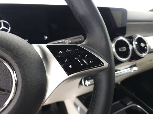 Certified 2026 Mercedes-Benz GLB 250 4MATIC image 12