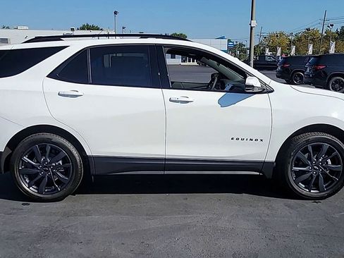 Certified 2024 Chevrolet Equinox RS w/ RS Leather Package AWD/4WD image 9