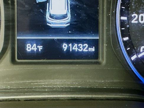 Used 2019 Hyundai Kona SE FWD image 14