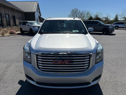 Used 2018 GMC Yukon SLT w/ Premium Edition image 10