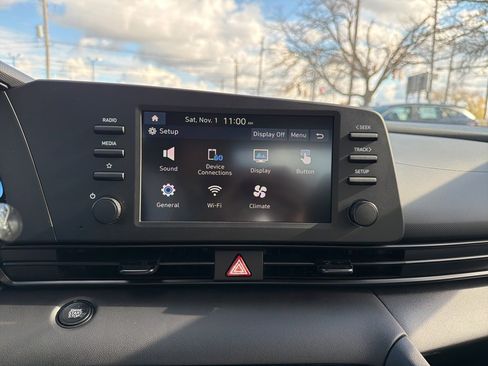 New 2025 Hyundai Elantra Sport image 22