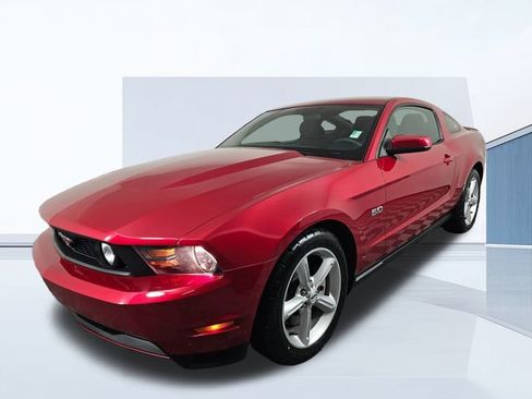 Used 2012 Ford Mustang GT image 3