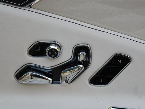 Used 2021 Bentley Flying Spur W12 AWD/4WD image 25