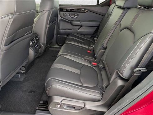 Certified 2025 Honda Pilot Touring image 16