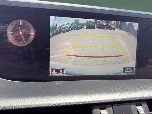 Used 2021 Lexus ES 350 w/ Accessory Package FWD image 17