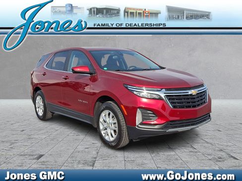 Certified 2023 Chevrolet Equinox LT AWD/4WD image 1