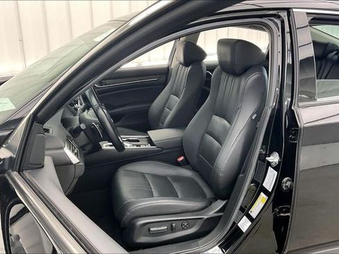 Certified 2021 Honda Accord Touring image 8