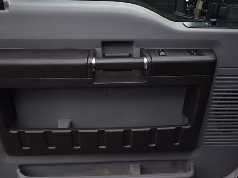 Used 2016 Ford F450 XL w/ Power Equipment Group image 21