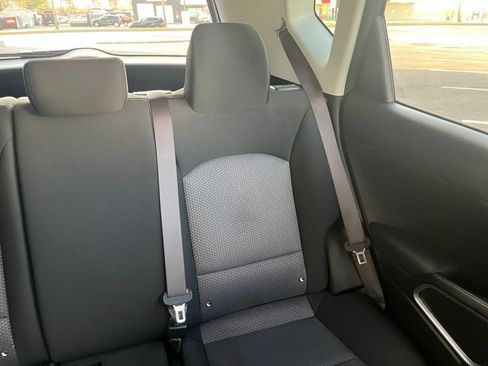 Used 2025 Kia Soul LX w/ LX Technology Package FWD image 37