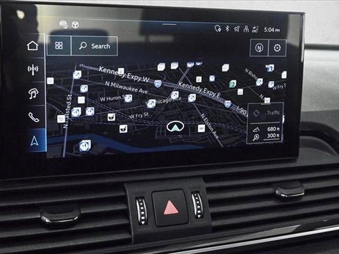 Certified 2024 Audi Q5 e Prestige image 13