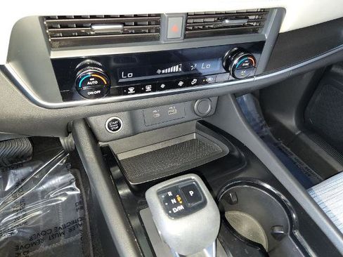 Certified 2023 Nissan Rogue SV AWD/4WD image 20
