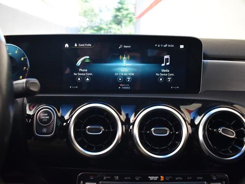 Used 2019 Mercedes-Benz A 220 4MATIC image 29