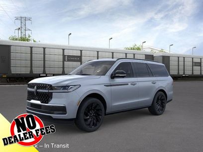 New 2025 Lincoln Navigator Reserve w/ Jet Appearance Package