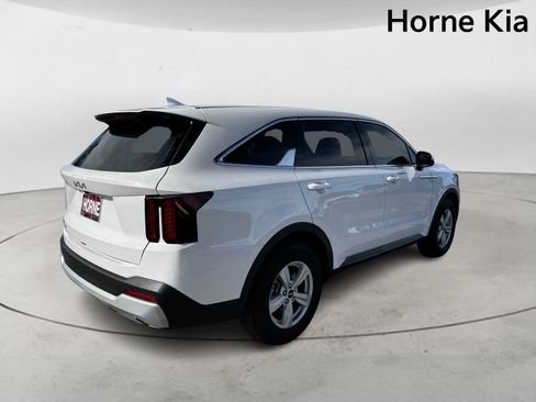 New 2026 Kia Sorento LX image 4