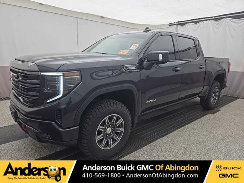Used 2024 GMC Sierra 1500 AT4 w/ AT4 Preferred Package AWD/4WD image 1