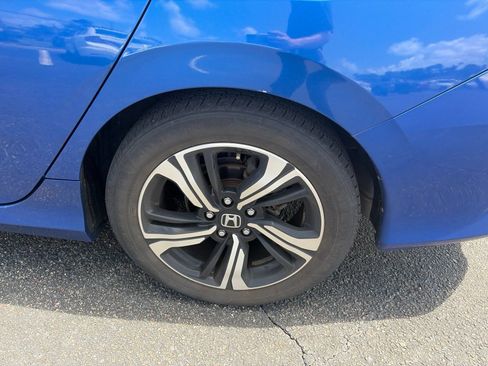 Used 2016 Honda Civic Touring image 11