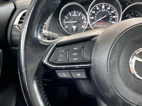 Used 2017 MAZDA MAZDA6 Touring image 18