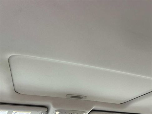 Used 2024 Nissan Armada Platinum w/ Captain's Chairs Package image 29