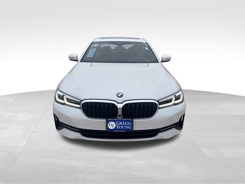 Used 2023 BMW 530i xDrive 530i xDrive w/ Premium Package image 10