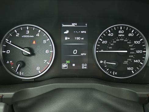 Certified 2025 Subaru Ascent Bronze Edition w/ Onyx Package image 20