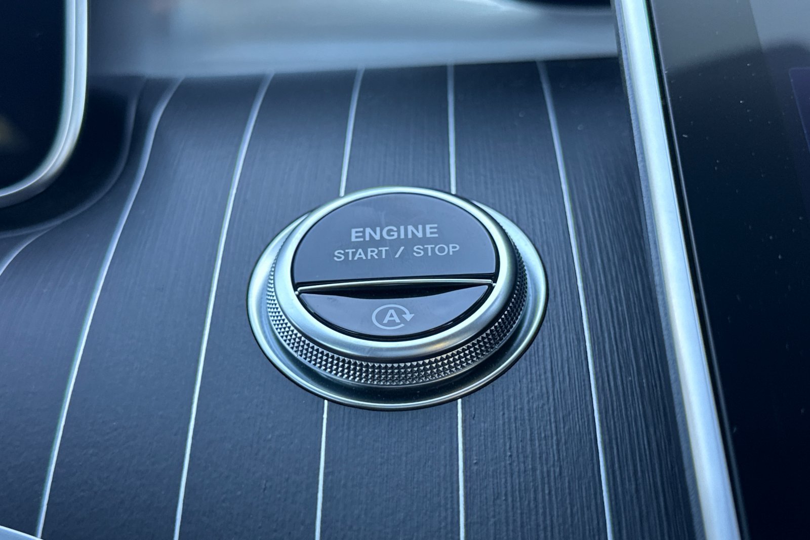 Used 2022 Mercedes-Benz C 300 Sedan image 21
