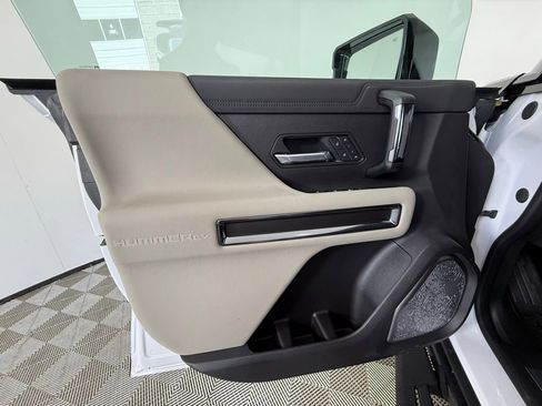 New 2026 GMC Hummer EV 4x4 Crew Cab image 17