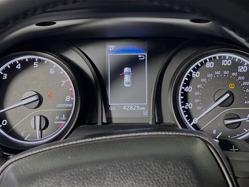 Used 2024 Toyota Camry SE FWD image 22