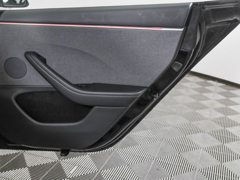 Used 2025 Tesla Model 3 Long Range RWD image 37