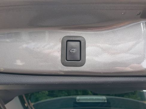 Used 2017 Toyota Highlander XLE AWD/4WD image 43