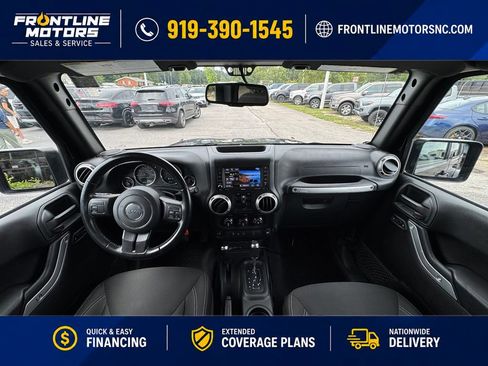 Used 2018 Jeep Wrangler Unlimited Sahara AWD/4WD image 19