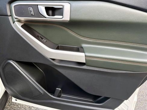 Used 2022 Ford Explorer Timberline image 14