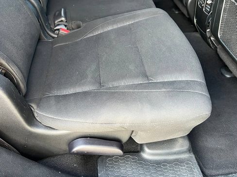 Used 2025 Dodge Durango GT RWD image 19