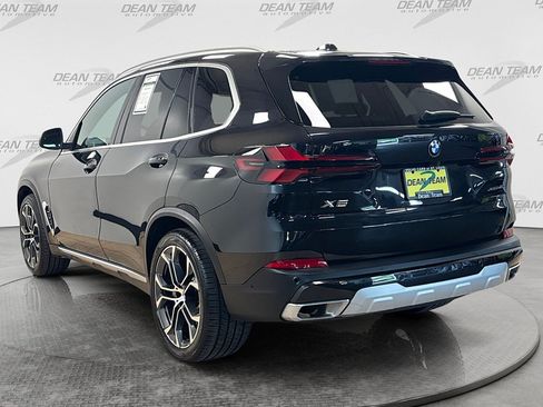 Used 2025 BMW X5 xDrive40i w/ Parking Assistance Package AWD/4WD image 6