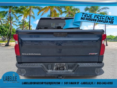 Used 2023 Chevrolet Silverado 1500 RST AWD/4WD image 4
