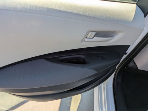 Certified 2023 Toyota Corolla LE image 13