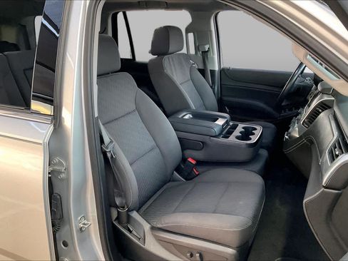 Used 2019 Chevrolet Tahoe LS RWD image 9