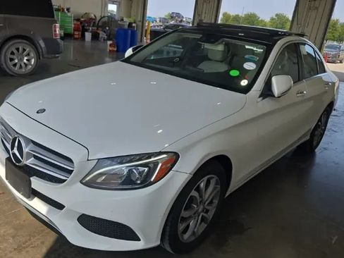 Used 2017 Mercedes-Benz C 300 4MATIC Sedan image 1