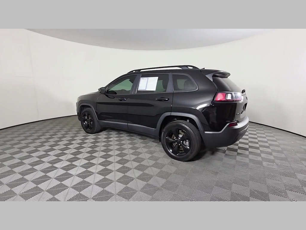 Used 2023 Jeep Cherokee Altitude Lux AWD/4WD image 45
